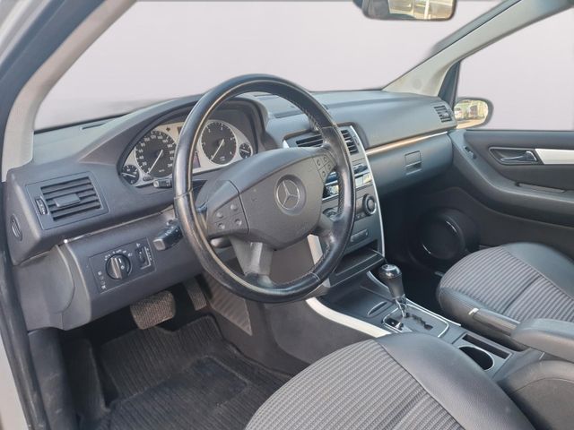 Mercedes-Benz B 200 Bild 11
