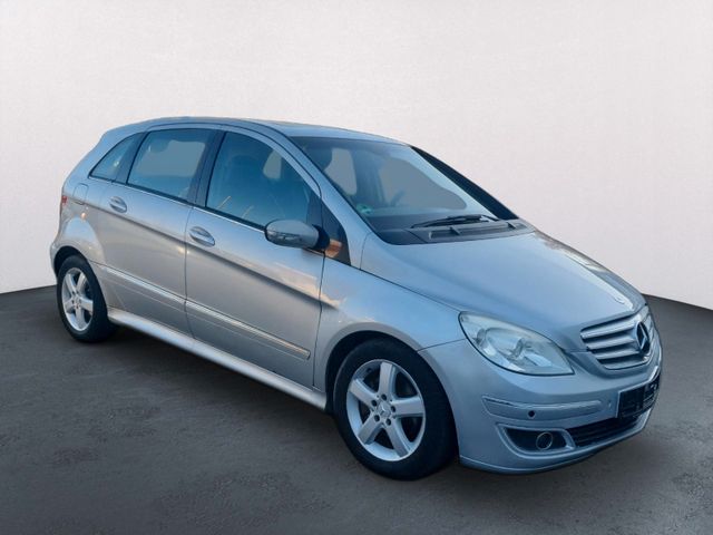 Mercedes-Benz B 200 Bild 3