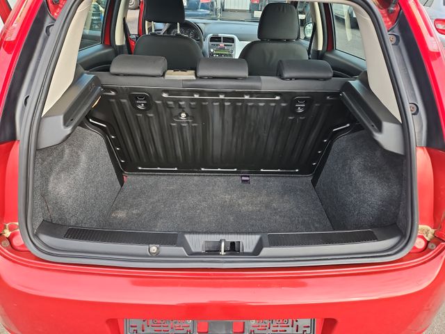 Fiat Grande Punto Bild 12
