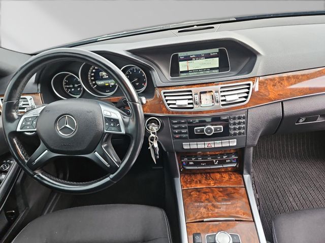 Mercedes-Benz E 200 Bild 15