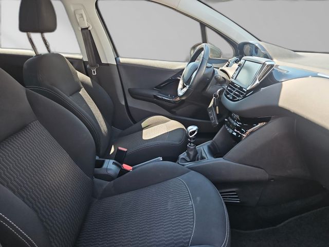 Peugeot 208 Bild 14