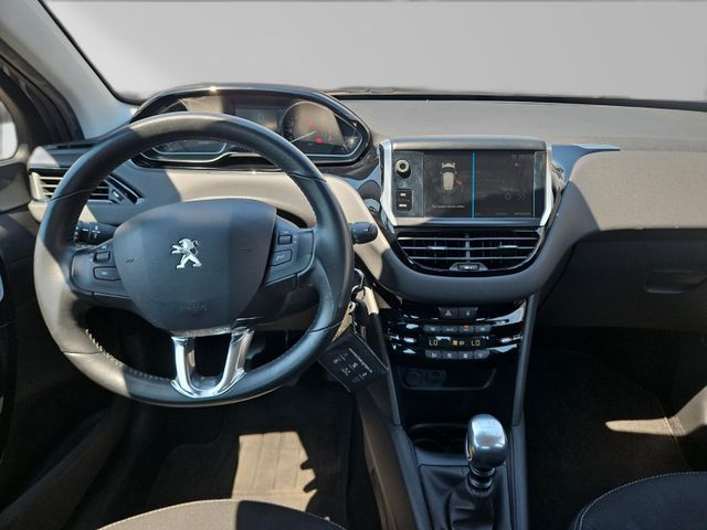 Peugeot 208 Bild 15