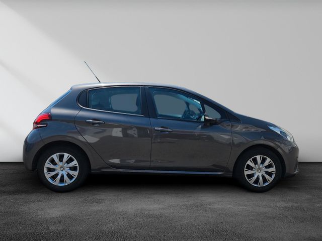 Peugeot 208 Bild 6
