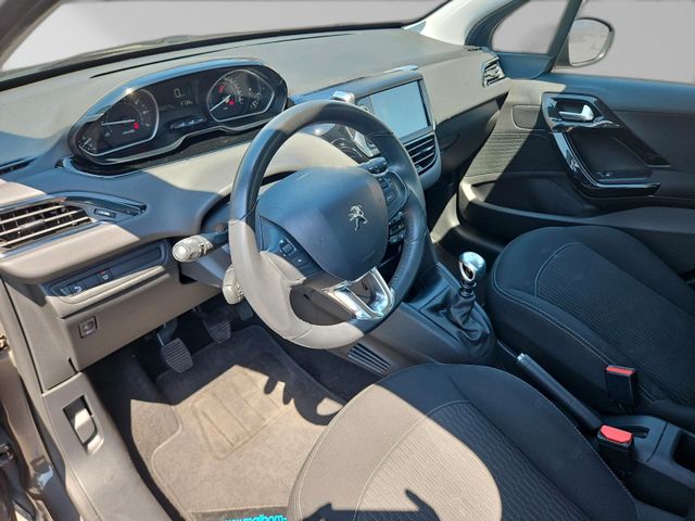 Peugeot 208 Bild 9