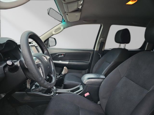Toyota Hilux Bild 10